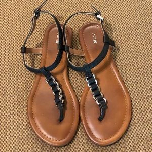 Apt. 9 Black Sandals W/Metal Detail,  Sz. 6.5, EUC, pet/smoke free home